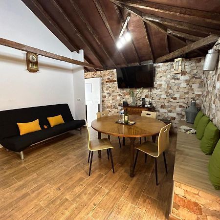 איקוד דה לוס וינוס Tradicional Casa Canaria Con Piscina Y Vistas Al Teide מראה חיצוני תמונה