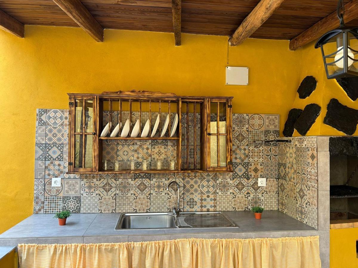 איקוד דה לוס וינוס Tradicional Casa Canaria Con Piscina Y Vistas Al Teide מראה חיצוני תמונה