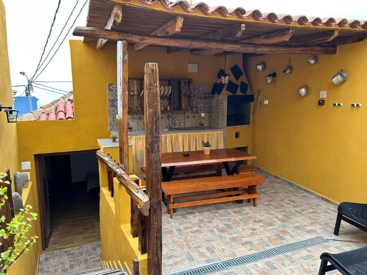 איקוד דה לוס וינוס Tradicional Casa Canaria Con Piscina Y Vistas Al Teide מראה חיצוני תמונה
