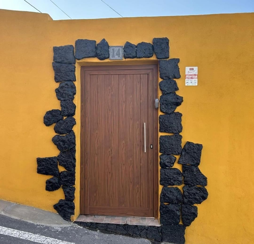 איקוד דה לוס וינוס Tradicional Casa Canaria Con Piscina Y Vistas Al Teide מראה חיצוני תמונה