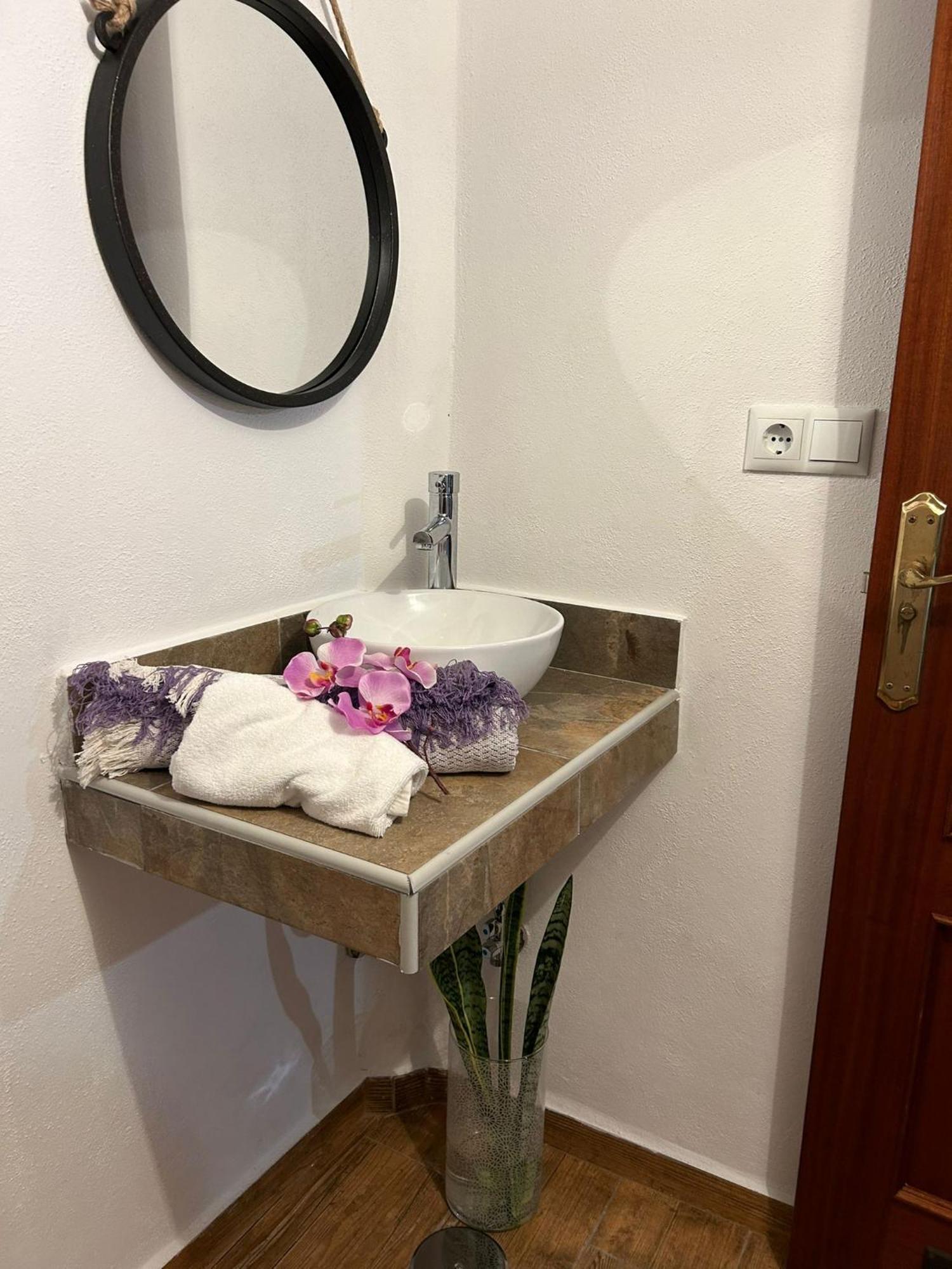 איקוד דה לוס וינוס Tradicional Casa Canaria Con Piscina Y Vistas Al Teide מראה חיצוני תמונה